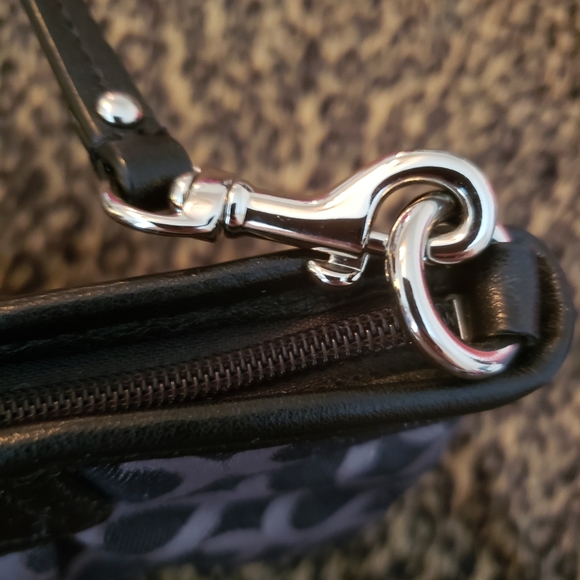 Coach Pouch Purse - Picture 11 of 13